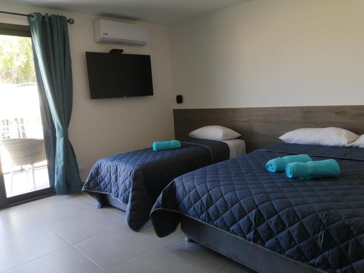 Hotel Oasis-Dream Holidays - La Petite France Сан Бернардино Екстериор снимка