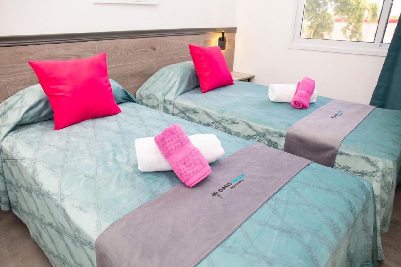 Hotel Oasis-Dream Holidays - La Petite France Сан Бернардино Екстериор снимка