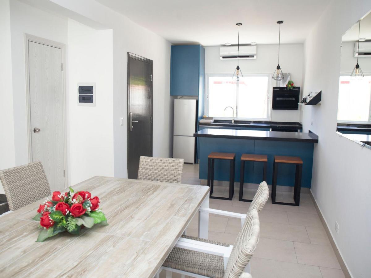 Hotel Oasis-Dream Holidays - La Petite France Сан Бернардино Екстериор снимка