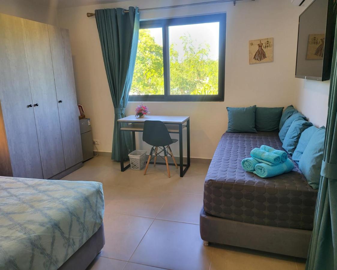 Hotel Oasis-Dream Holidays - La Petite France Сан Бернардино Екстериор снимка